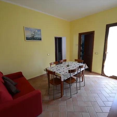 Trilocale Giardino - Spazio Esterno Privato, Clima E Posto Auto * Марина-ди-Кампо