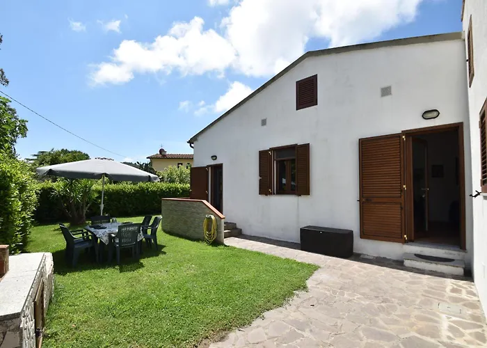 Апартаменты Trilocale Giardino - Spazio Esterno Privato, Clima E Posto Auto Марина-ди-Кампо