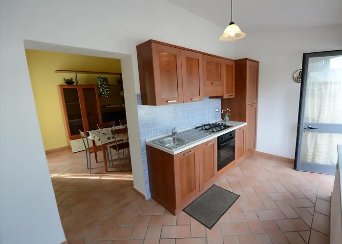 Trilocale Giardino - Spazio Esterno Privato, Clima E Posto Auto * Марина-ди-Кампо