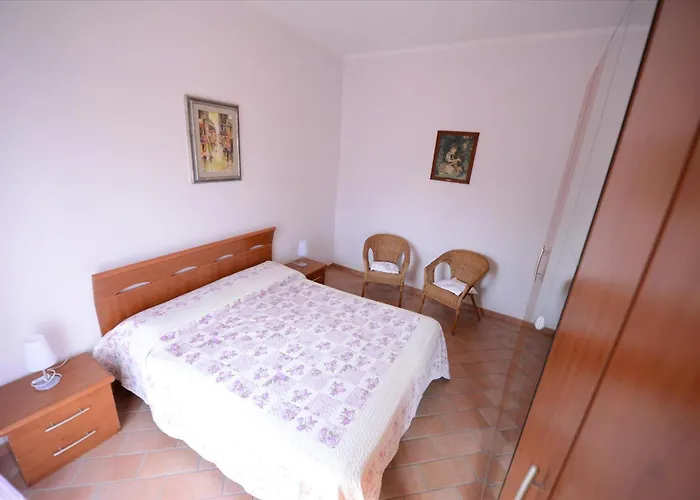 Trilocale Giardino - Spazio Esterno Privato, Clima E Posto Auto Апартаменты Марина-ди-Кампо