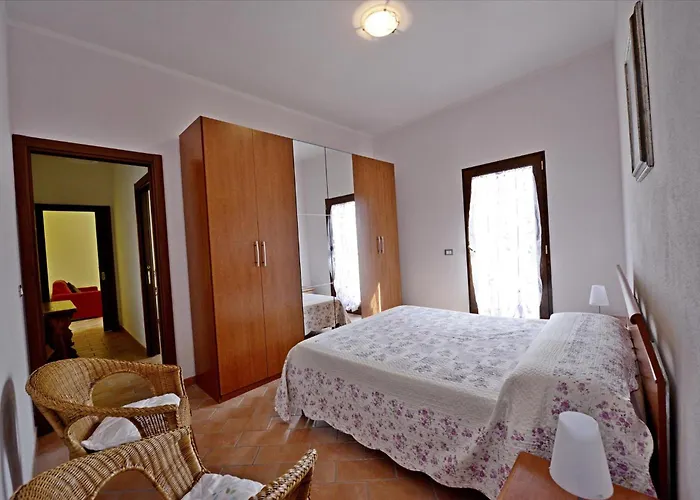 Trilocale Giardino - Spazio Esterno Privato, Clima E Posto Auto Апартаменты